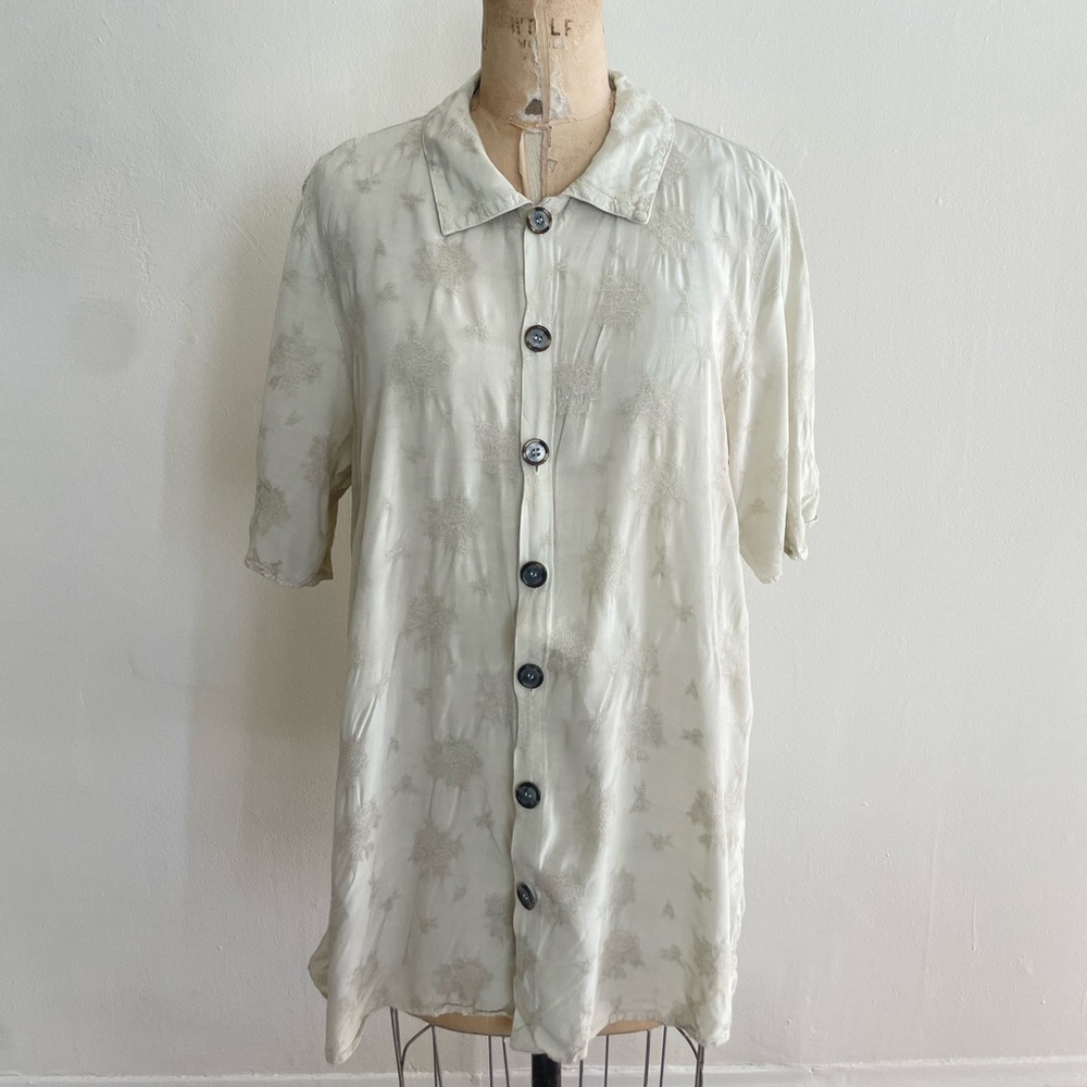 CP Shades rayon button down shirt large